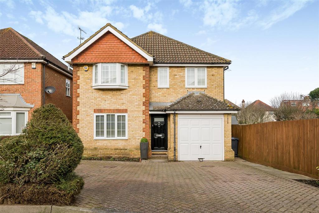 The Birches, Bushey WD23 4 bed detached house £950,000