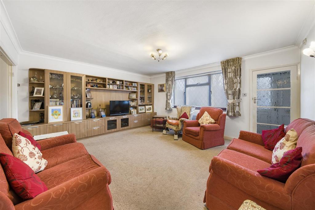 Lounge: