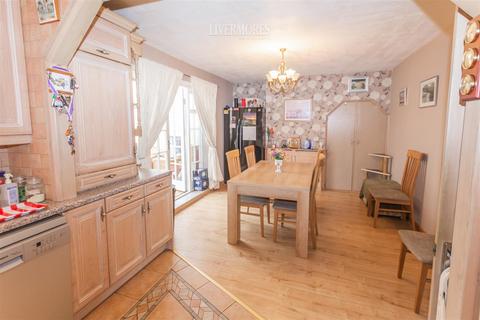 31 Beech Walk, Crayford, Dartford, DA1 4NP