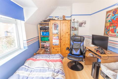 31 Beech Walk, Crayford, Dartford, DA1 4NP