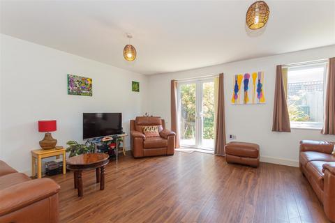 28 Samas Way, Crayford, Dartford, DA1 4FP