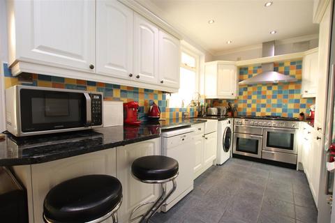 58 Stanham Road, Dartford, DA1 3AN