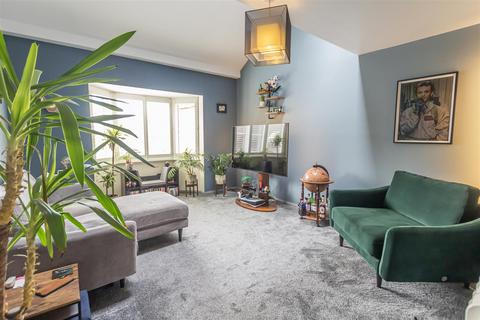 11 Heatherbank Close, Crayford, Dartford, DA1 3PN