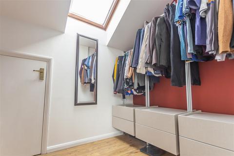 11 Heatherbank Close, Crayford, Dartford, DA1 3PN