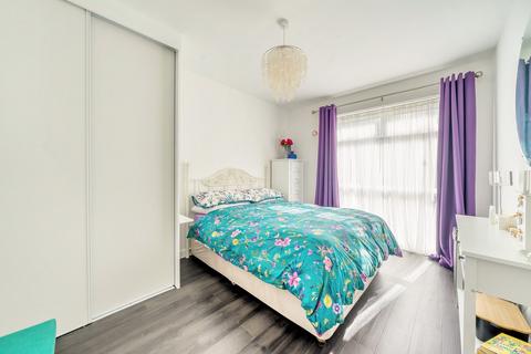 2 bedroom bungalow for sale - George Street, Shefford, SG17