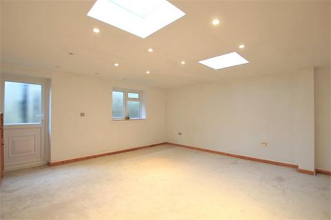 51 Berkeley Avenue, Hounslow, TW4 6LE