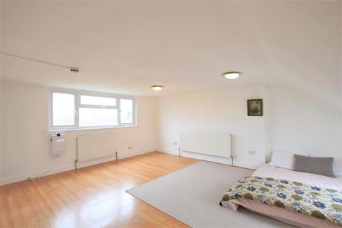 51 Berkeley Avenue, Hounslow, TW4 6LE
