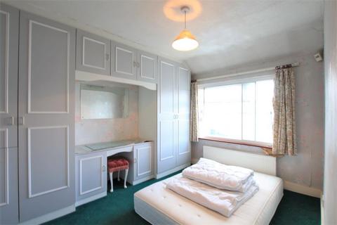 33 Cardington Square, Hounslow, TW4 6AH