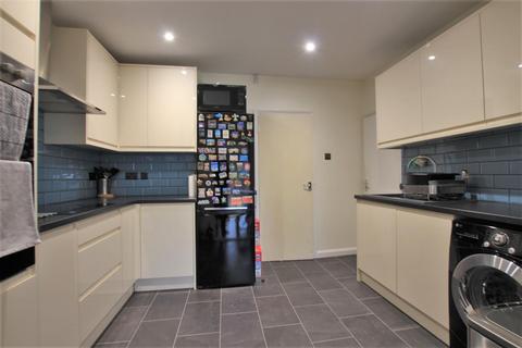 30 Beavers Lane, Hounslow, TW4 6EN
