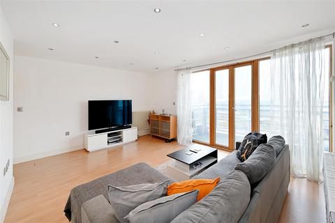 2 bedroom apartment for sale - Western Beach Apartments, Royal Docks, E14
