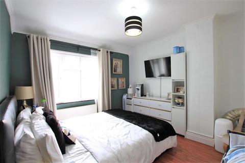 3 Ely Road, Hounslow, TW4 6HW