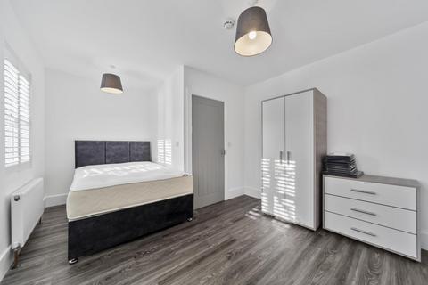 5 bedroom end of terrace house for sale - Berrymead Road, Chiswick , London, W4 5JD