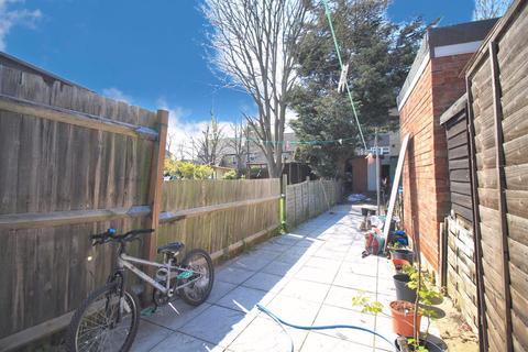 267 Martindale Road, Hounslow, TW4 7HG