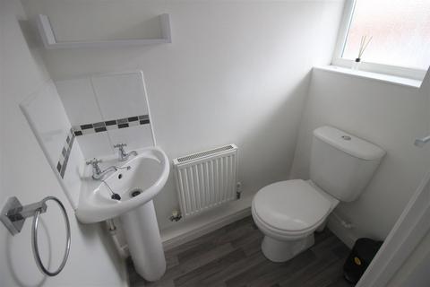 42 Grangemoor Close, Darlington, DL1 4UW