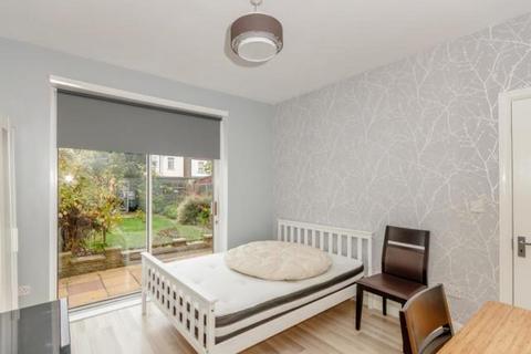 45 Tiverton Road, Hounslow, TW3 4JE