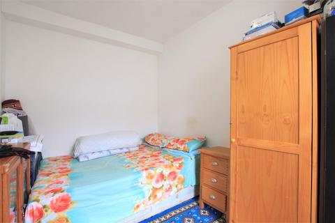 43 Myrtle Road, Hounslow, TW3 1QE