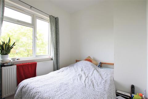 43 Myrtle Road, Hounslow, TW3 1QE