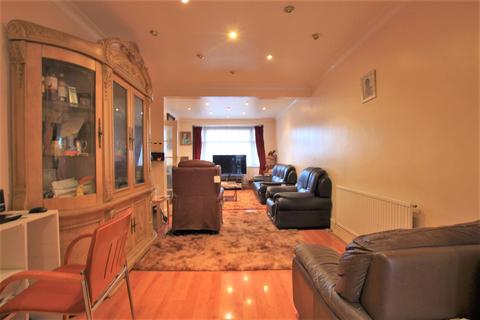 6 Cardington Square, Hounslow, TW4 6AH