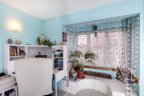 Studio for sale - Pikestone Close, Hayes