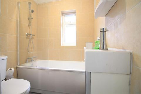 32 Longford Avenue, Feltham, TW14 9TG