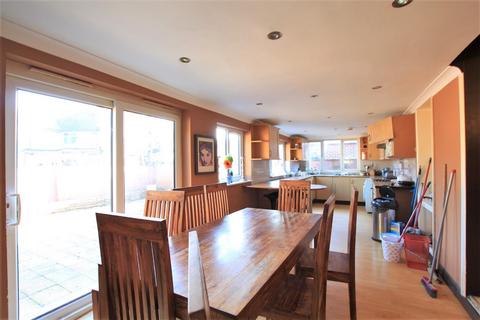 368 Wellington Road South, Hounslow, TW4 5JX