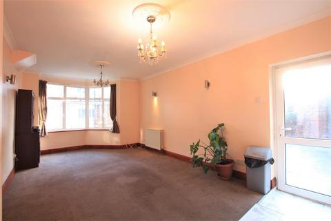6 North Dene, Hounslow, TW3 4ER