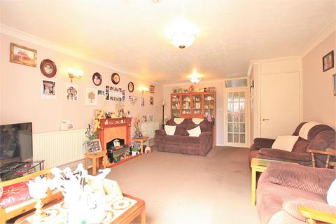 67 Clare Road, Hounslow, TW4 7AT