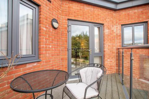 2 bedroom retirement property for sale - Ilex Close, Llanishen, Cardiff
