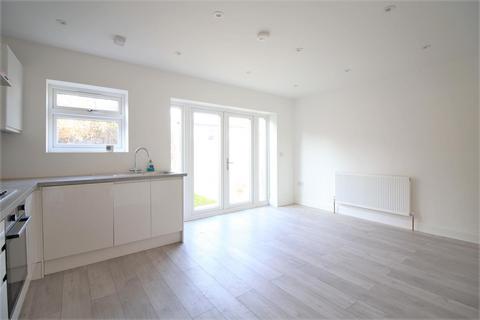 2 Clayton Road, Isleworth, TW7 6LE