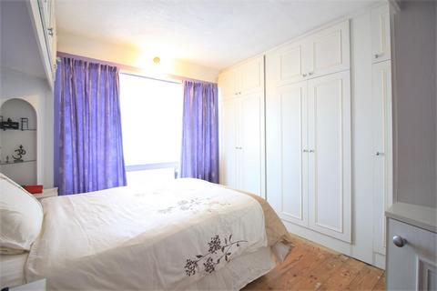 57 Burnham Gardens, Hounslow, TW4 6LS