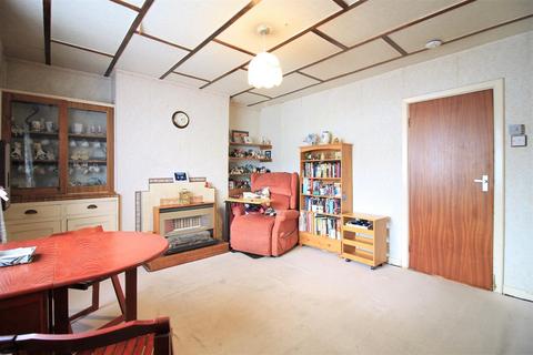 208 Worton Road, Isleworth, TW7 6EF