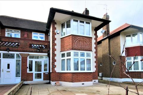 4 Kent Drive, Cockfosters, Barnet, EN4 0AP