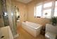 Large family bathrroom: