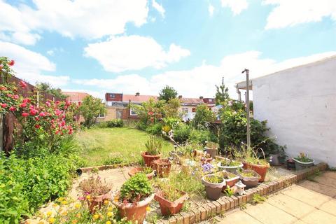 57 Basildene Road, Hounslow, TW4 7LG