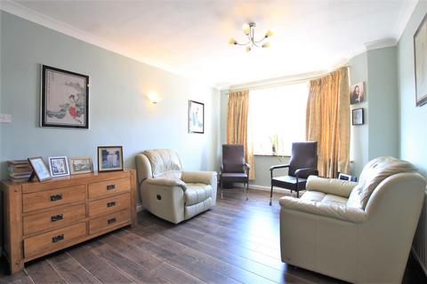 42 Manor Avenue, Hounslow, TW4 7JL