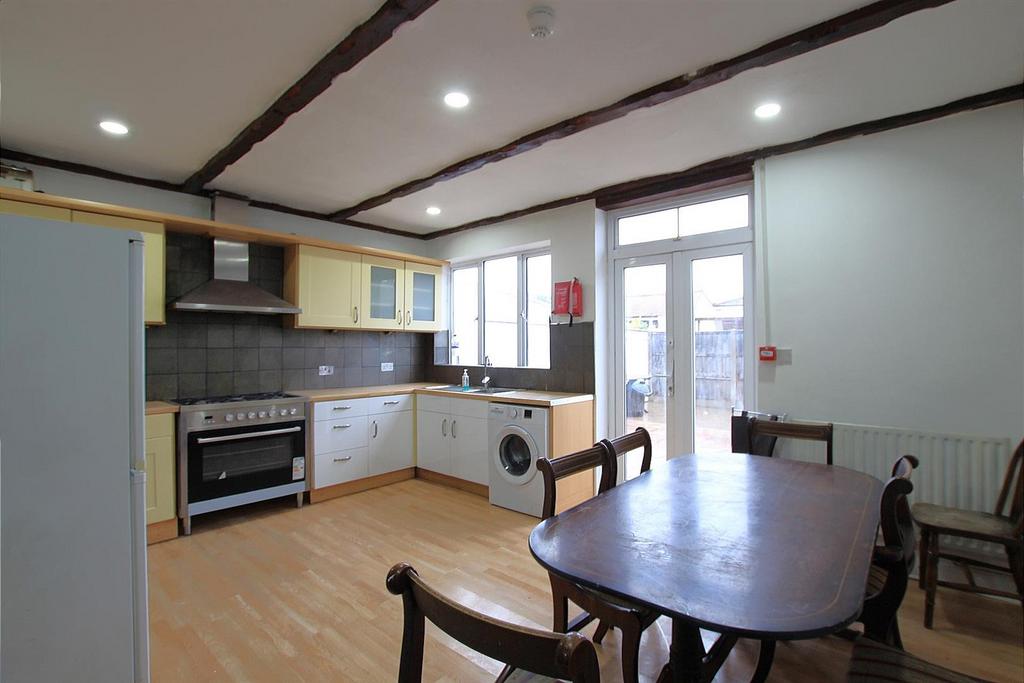 Kitchen/ Diner