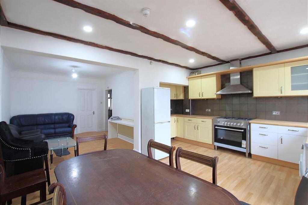 Kitchen/ Diner