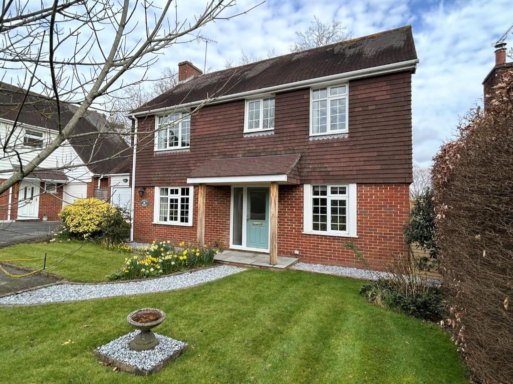 HEADCORN 4 bed detached house for sale £650,000