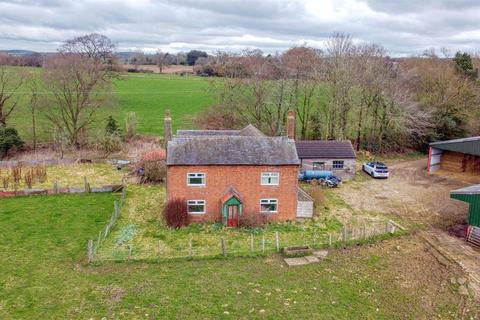3 bedroom property with land for sale - Chatcull, Eccleshall