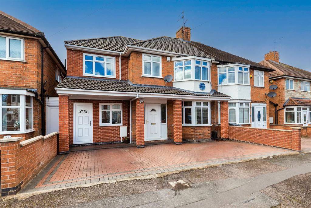 Averil Road, Off Colchester Road, Leicester, LE5 5 bed semidetached house for sale £450,000