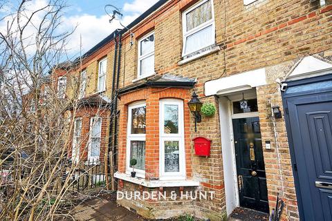 4 bedroom terraced house for sale - Turpins Lane, Woodford Green, IG8