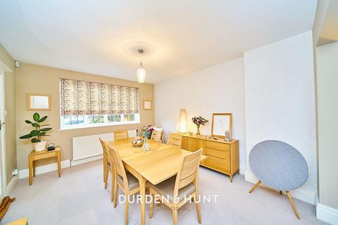 31 The Uplands, Loughton, IG10 1NQ