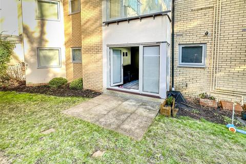 2 bedroom flat for sale - Gadebury Heights , Bury Road, Hemel Hempstead HP1