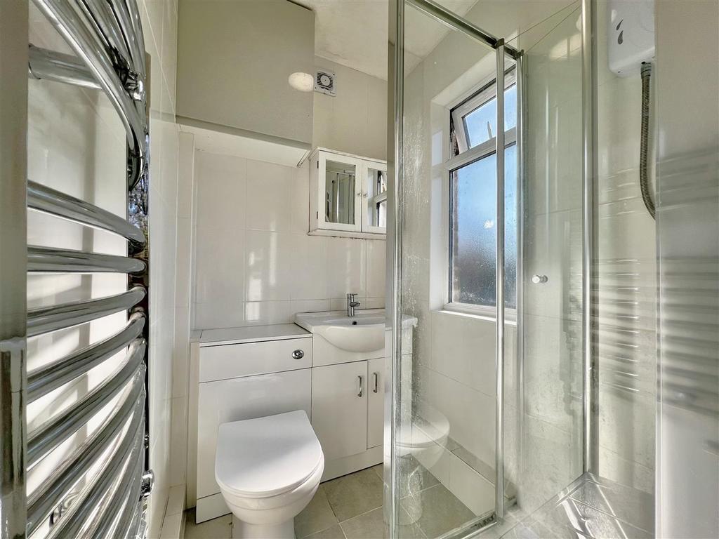 Shower Room/ WC