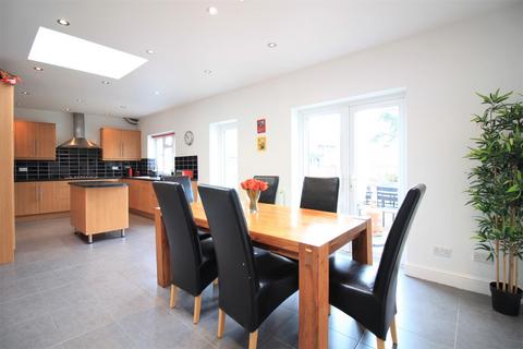 29 Sutton Hall Road, Hounslow, TW5 0PX