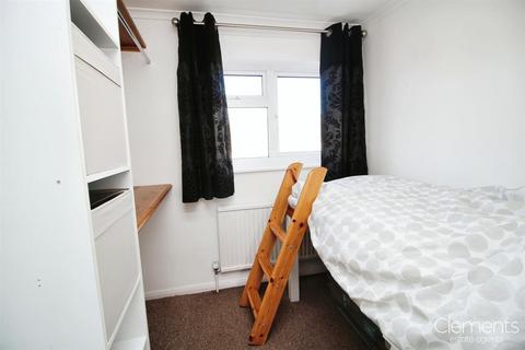29 Howards Drive, Hemel Hempstead, HP1 3NG