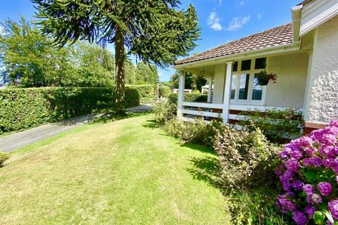 5 bedroom detached bungalow for sale, Abergele Road, Llanrwst