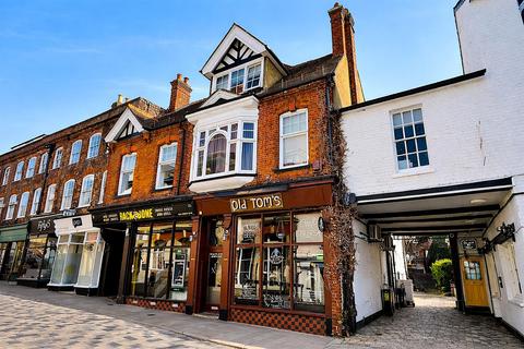 undefined, High Street, Hemel Hempstead HP1