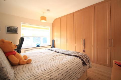 9 Adelaide Road, Hounslow, TW5 9AG