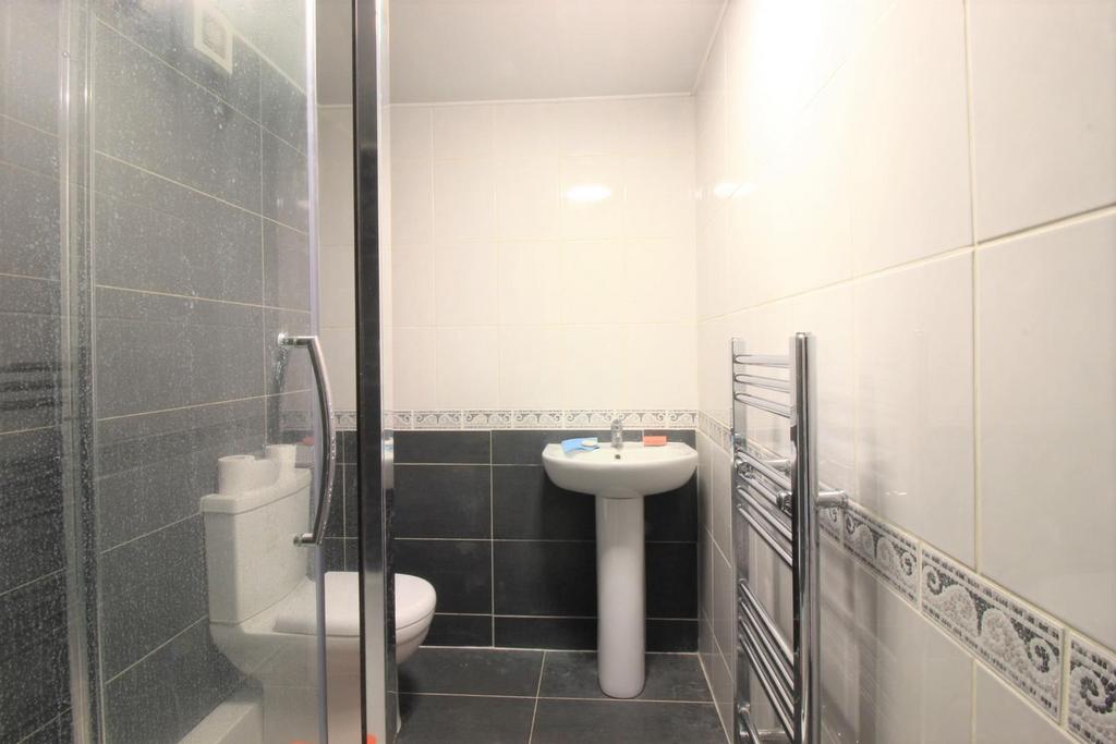 Shower Room/ WC
